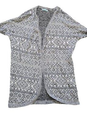 Maurices Sweater Knit Short Sleeve Open Front Aztec Print Cardigan Women Sz M
